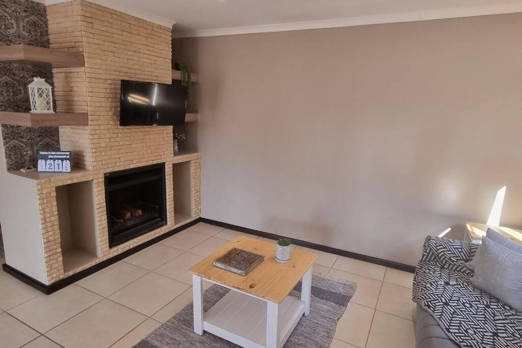 Spacious Cottage Mount Road Экстерьер фото